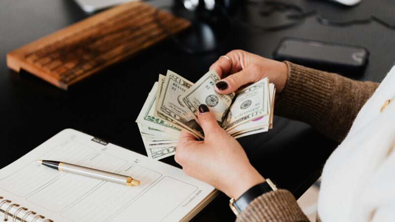 Como Sair das Dívidas: Guia Completo e Passo a Passo para Quitar Tudo